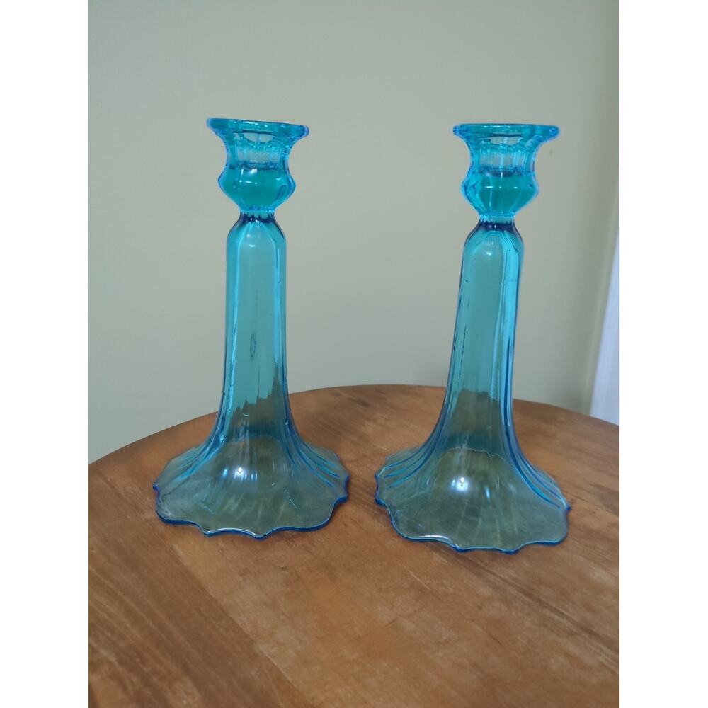 Tiffen #310 Blue Candlesticks 9"